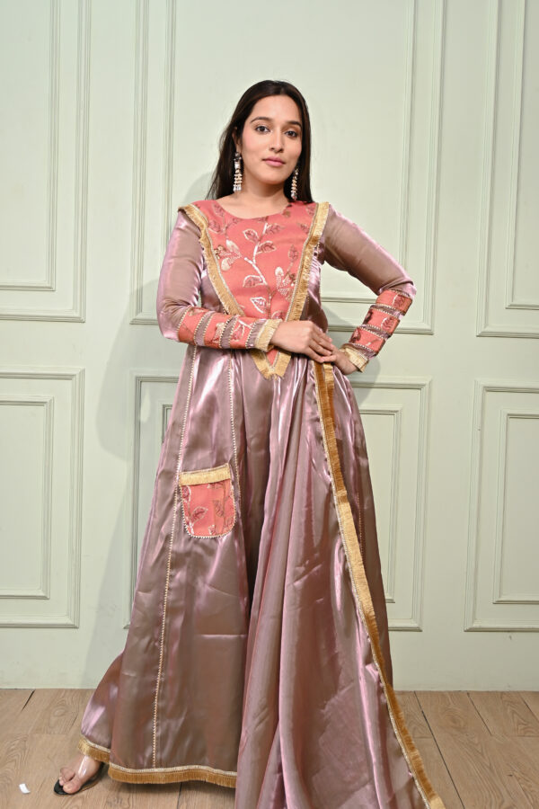 Noor-e-Nazakat - Image 6