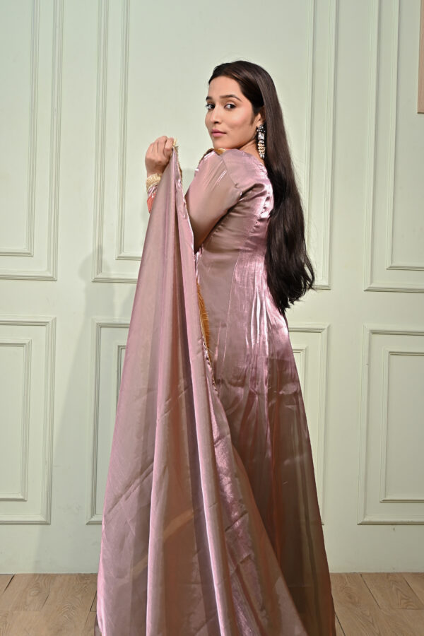 Noor-e-Nazakat - Image 5